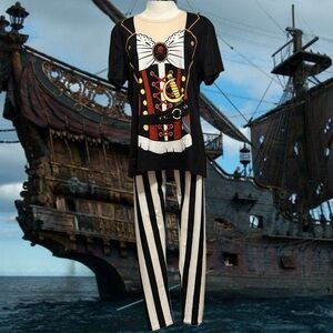 Women’s Pirate Costume Set